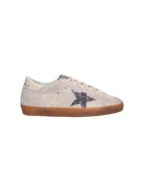 Golden Goose Super Star Sneaker (130)(PLEASE REQUEST YOUR SIZE BEFORE PURCHASING